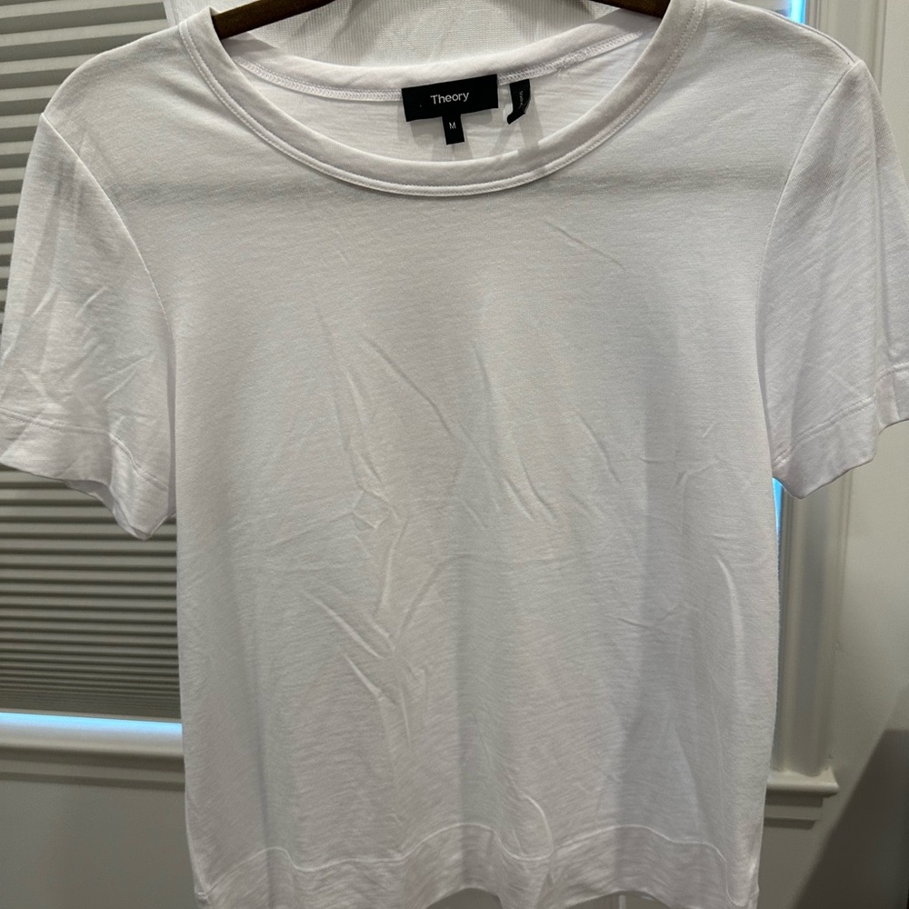 Theory White Fitted Short Sleeve Tee